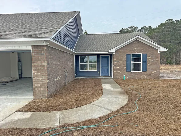 34 Lexington Ct, Sumter, SC 29154