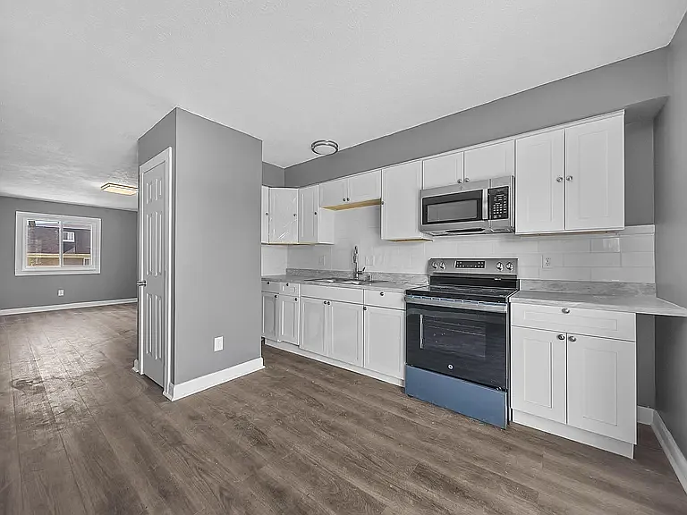 2 bed, 1.5 bath, 1485 sqft, $1,350 — Photo 2