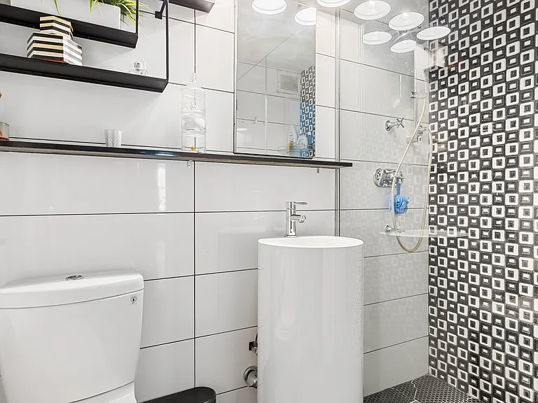 160 Bleecker St #9AW — Photo 8