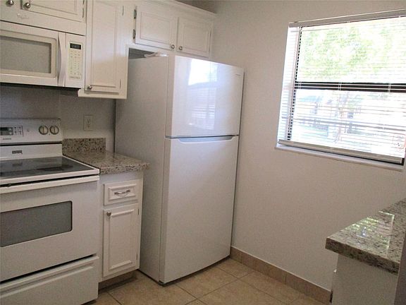 4th image of 9214 NW 1st #203