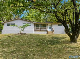 3902 Lakeview Dr NW, Huntsville, AL 35810