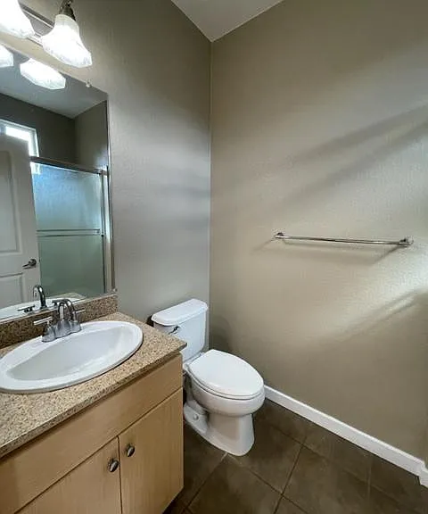 884 N 8th St — Photo 12
