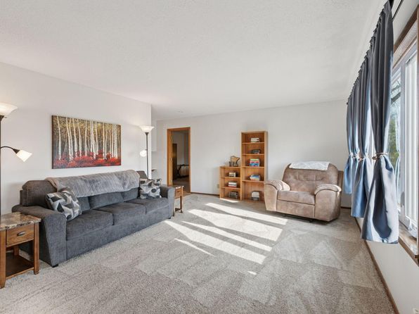 1231 Selby Ave, Saint Paul Park, MN 55071