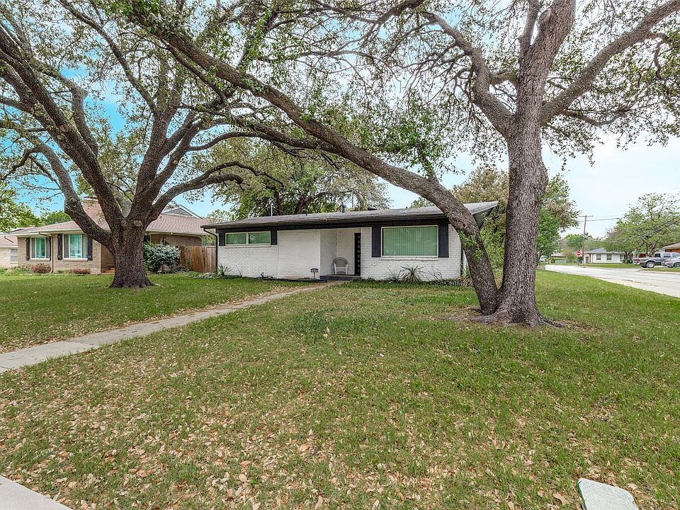 1st image of 2945 Randy Ln