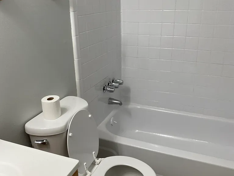 13320 Saint Andrews Ave — Photo 10