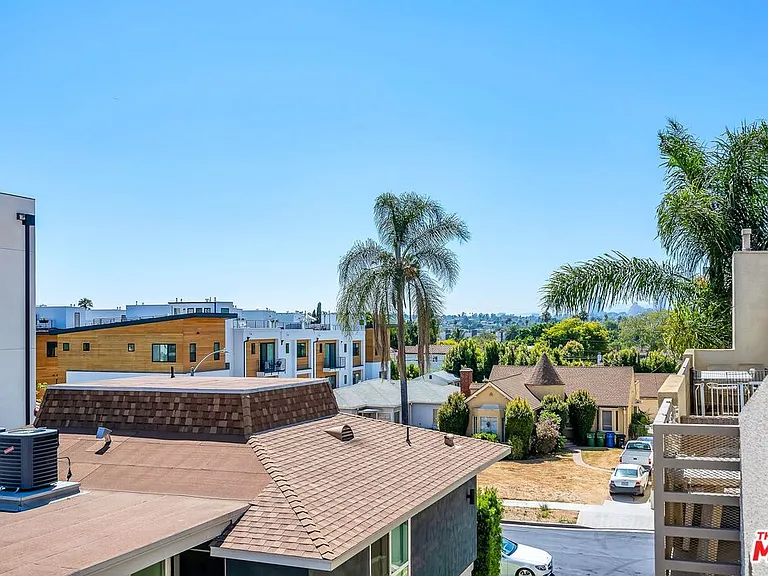 1546 Hi Point St #201 — Photo 8
