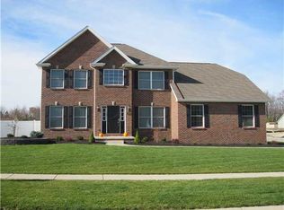 10 Louise Dr, West Seneca, NY 14224