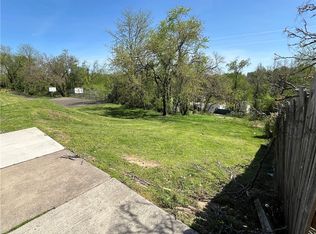 2806 Cobden St, Pittsburgh, PA 15203