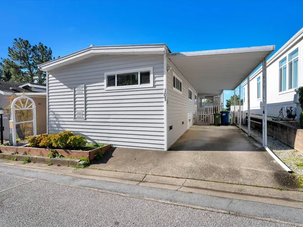 107 Lighthouse Ln, Daly City, CA 94014