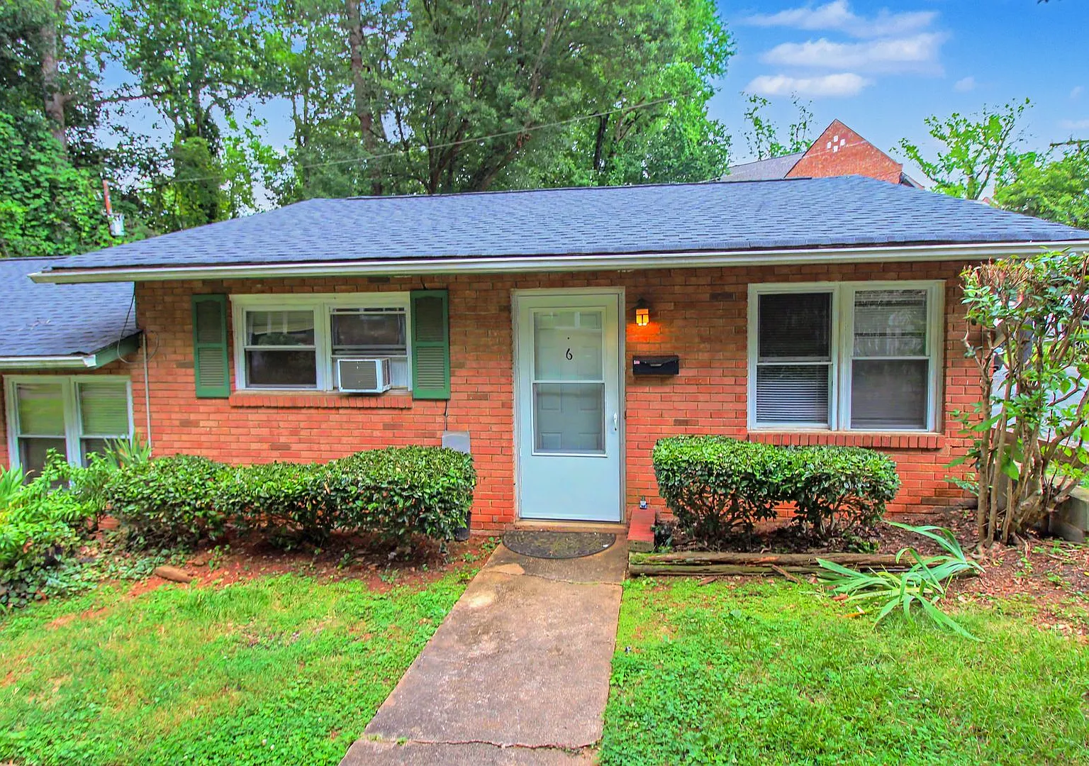 2535 Vail Ave — Photo 1