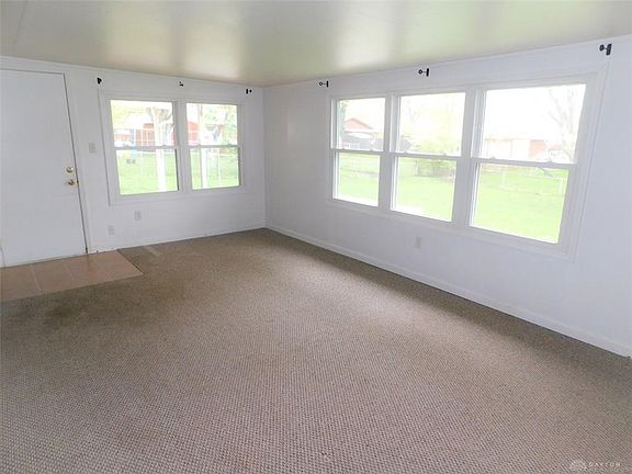 3rd image of 506 Merrymaid Dr