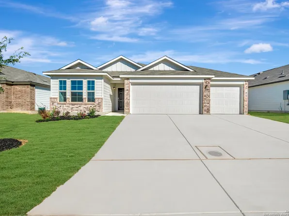 1136 Limestone Ridge, Seguin, TX 78155