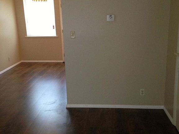 Dining room, unfurnished