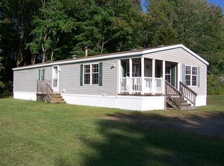 17 Willow Dr, Sanford, ME 04073