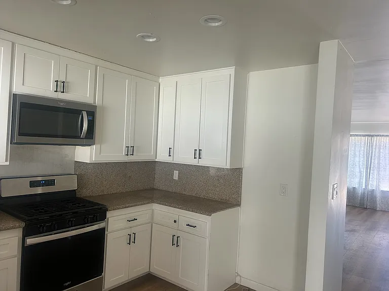331 J St #A — Photo 8