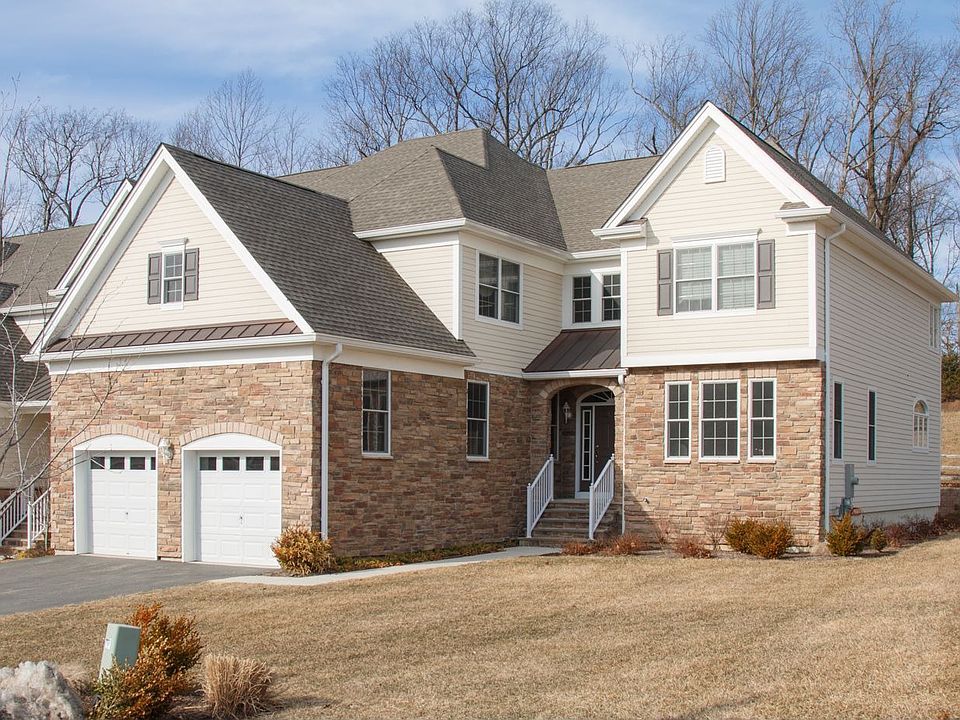 1st image of 72 Fredericks St