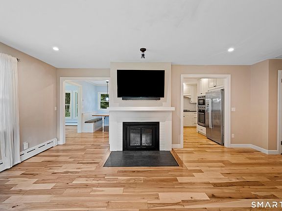 3rd image of 51 Ironwood Drive