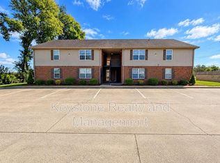 115 Mace Ln APT 102, Oak Grove, KY 42262