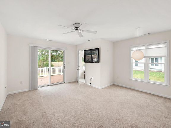 4th image of 30952 Crepe Myrtle Dr Unit 30