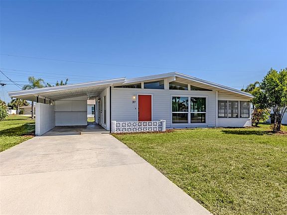 2nd image of 317 Hillview Rd