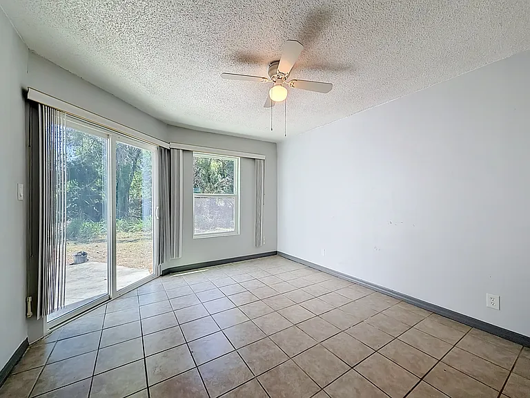 2636 Lemon Tree Ln #2636 — Photo 7