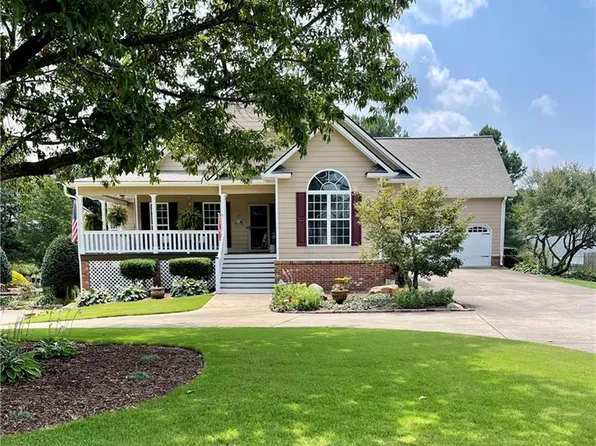 27 Apple Barrell Way, Taylorsville, GA 30178