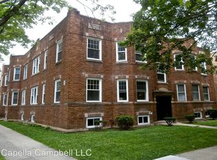6702 N Campbell Ave #1, Chicago, IL 60645