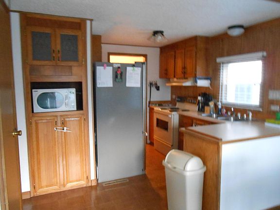 5th image of 78 Sunrise Ln