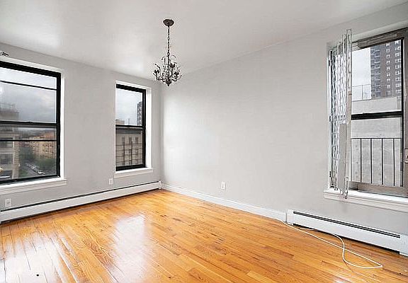 3rd image of 164 W 146th St #5CA