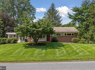 101 Meadowburn Ln, Media, PA 19063