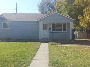 220 Robertson St, Blackfoot, ID 83221