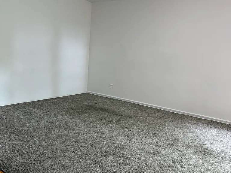 216-10 77th Ave #2K — Photo 3