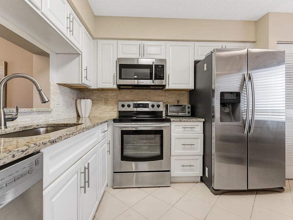 1st image of 7290 Kinghurst Drive #704