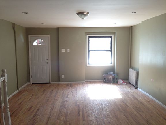 2nd image of 73 Lexington Ave