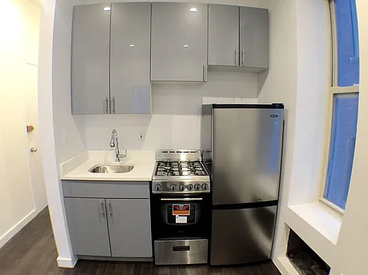 Rented by Kahen Properties | media 20