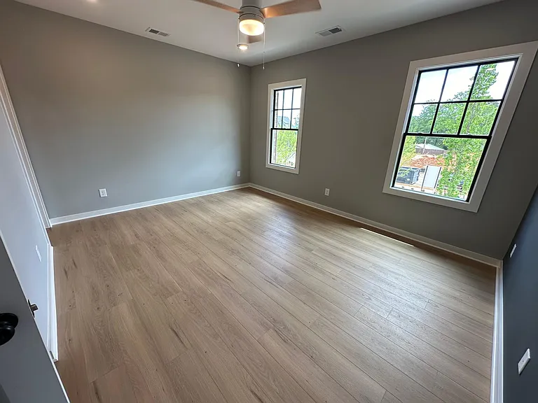 1205 Windsor Sq — Photo 9