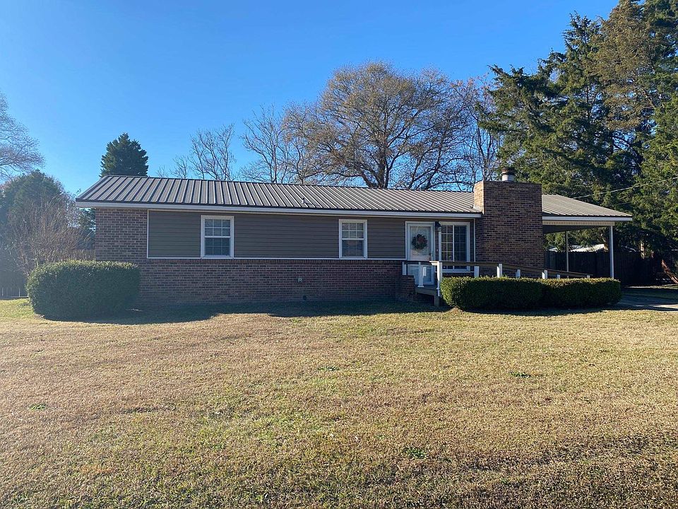1st image of 125 Elaine Dr