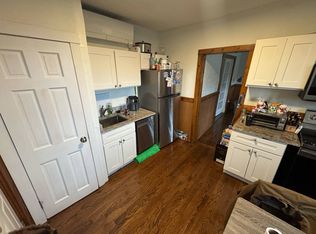 4 Garden Ct APT 3B, Boston, MA 02113