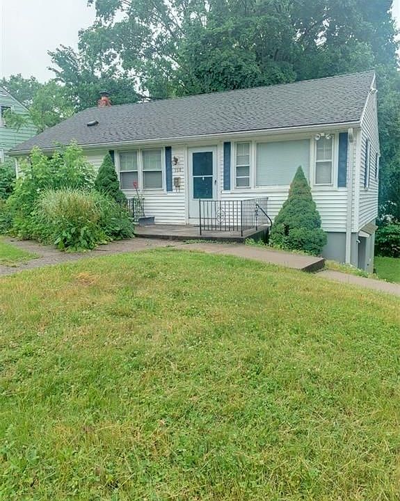 1st image of 150 Hillcrest Ave