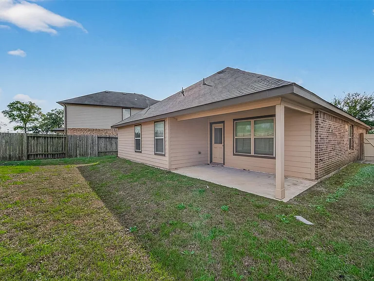 12623 City Village Ln — Photo 43