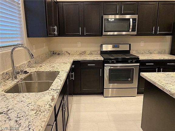 3rd image of 311 Walkinshaw Ave