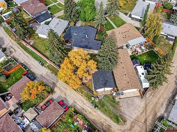 4th image of 79 N Ferncliff Cres SE