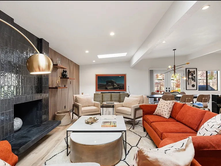 1535 Notre Dame Dr — Photo 8