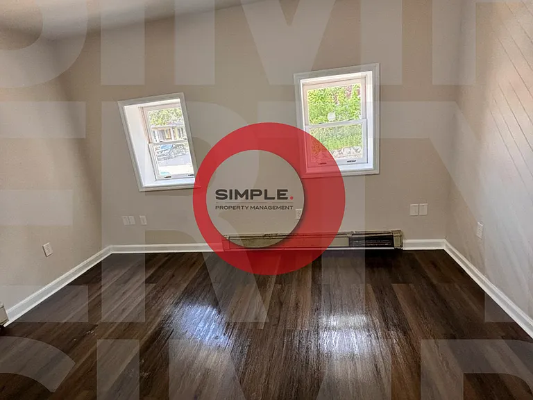 167 W Windsor St — Photo 11