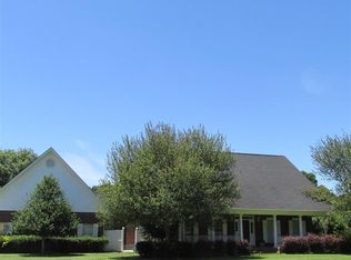 12 Waverly Rd, Natchez, MS 39120