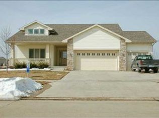 2322 NW Park Meadows Dr, Ankeny, IA 50023