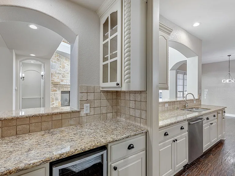 10229 Fire Ridge Dr — Photo 14