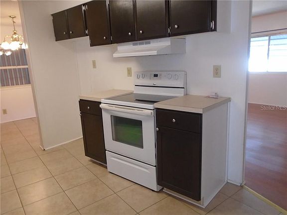 5th image of 12208 Bonanza Dr