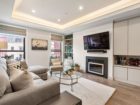 2nd image of 201 Newbury St APT 302