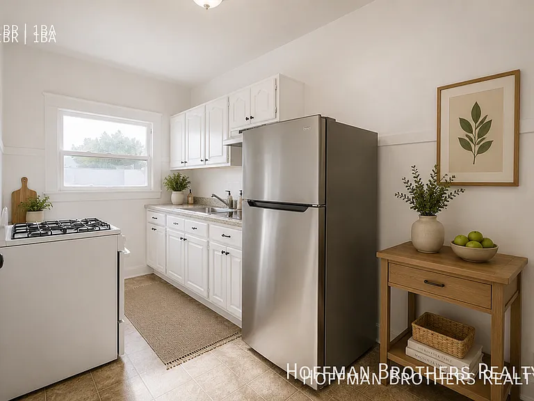 1136 S Alvarado St #31 — Photo 2